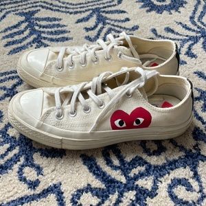 Comme des garcçons x converse play sneakers size 8